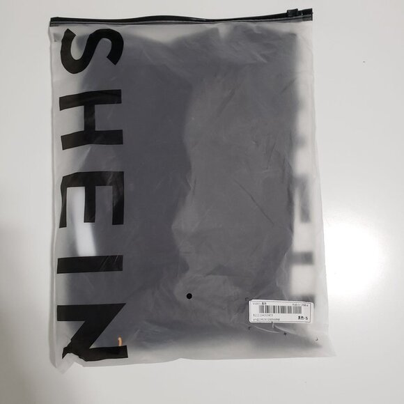 New Shein‎ Men NASA Spaceman And Letter Graphic Sweatshirt in Black - Size Small - Picture 4 of 8